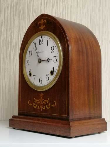 Ingraham wooden Steeple Mantle Clock